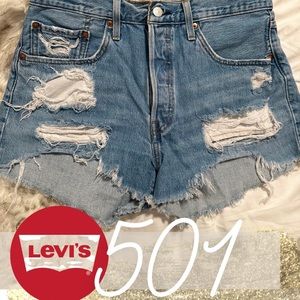 LEVI’S 501 Distressed High Waisted Denim Shorts